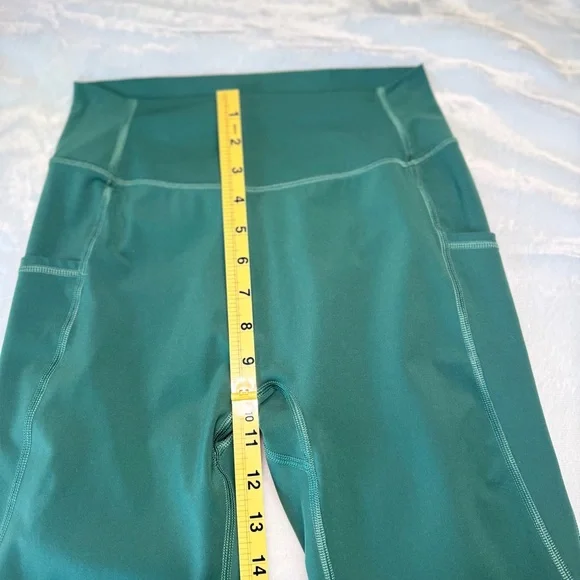 Kamo Fitness Medium Green High Rise Pocket Leggings 25” Inseam - Picture 5 of 6